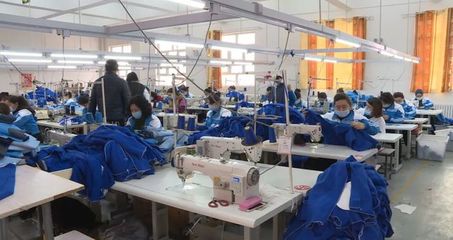 巩留县:积极引进劳动密集型企业解决村民就业难问题
